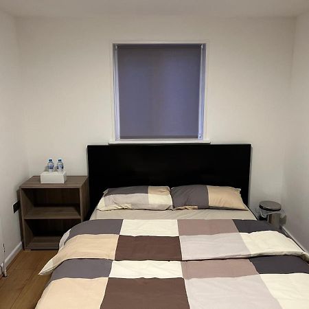 Three Bedroom House In Tooting By Star Apartments Лондон Экстерьер фото